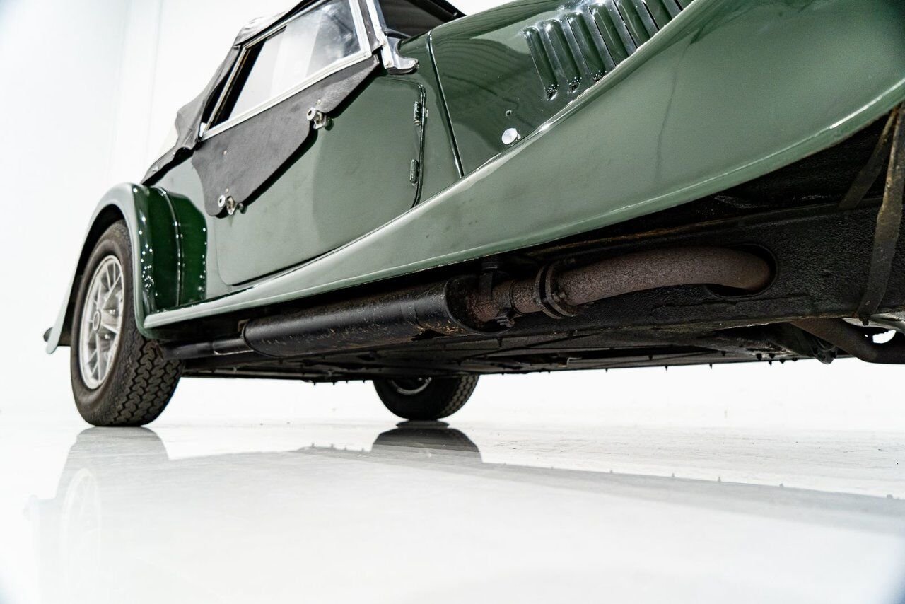 1970 Morgan Plus 8 Unrestored with only 7137km (4435miles) | PRIX EN USD Green Montreal - photo #50