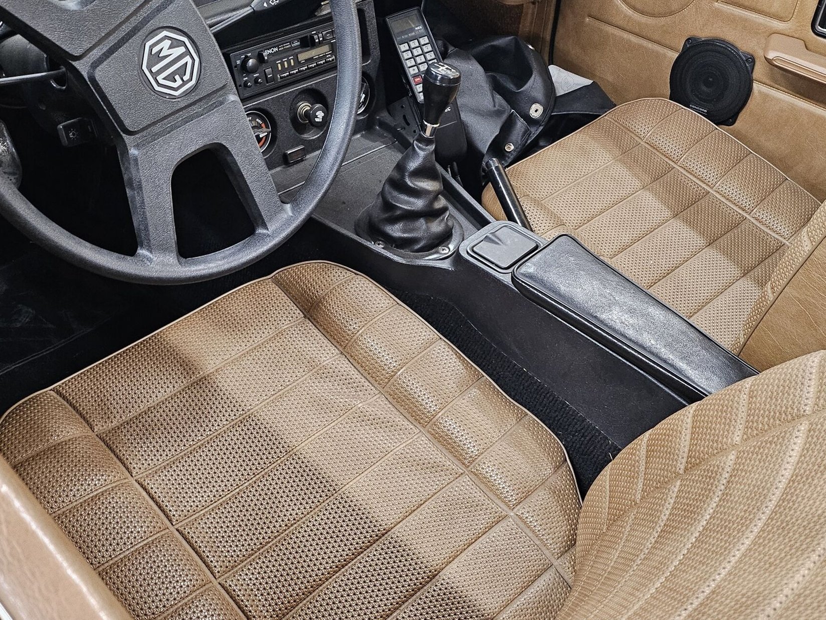 1980 MG MGB Green Montreal - photo #1