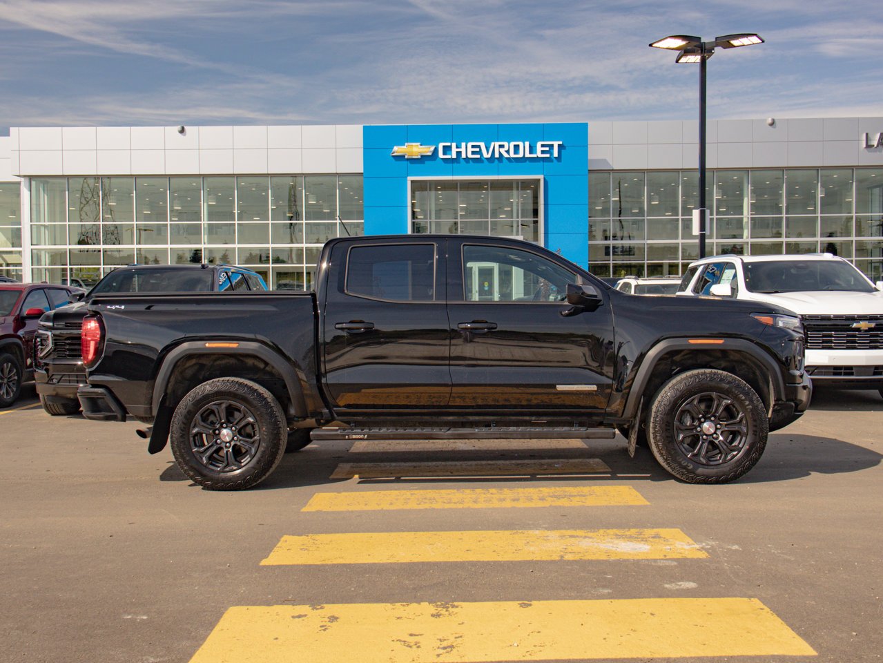 2024 GMC Canyon 4WD Crew Cab Elevation Black Sherwood Park - photo #12