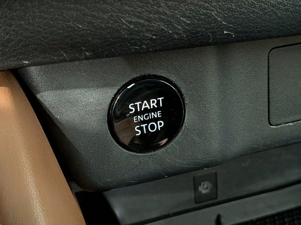 2024 Nissan Rogue AWD Platinum Red Val-David - photo #20
