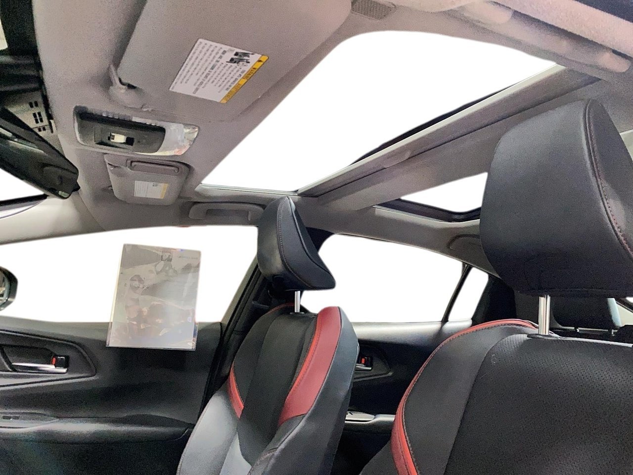 2024 Toyota Prius Prime VIN JTDACACU4R3019131 Grey Baie-Comeau - photo #10