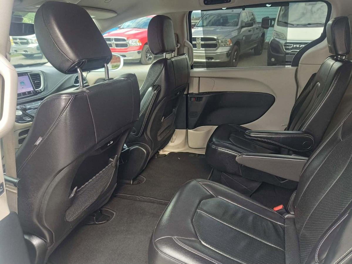 Chrysler Pacifica 2022 Blanc Lac Mégantic - photo #12