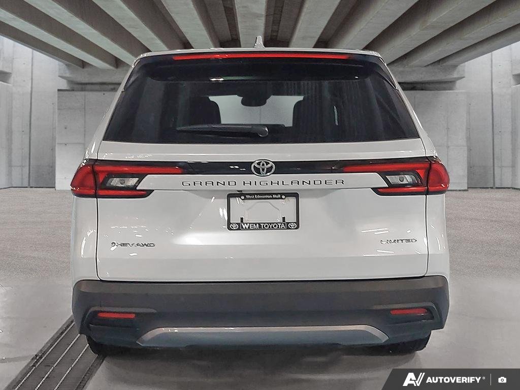 2025 Toyota Grand Highlander 2602009A | Hybrid Limited Wind Chill Pearl Edmonton - photo #4