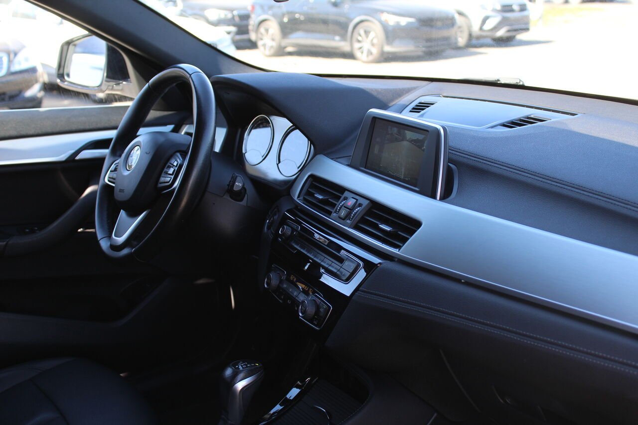 2018 BMW X2 VIN: WBXYJ5C35JEF73862 White Sainte-Rose - photo #6