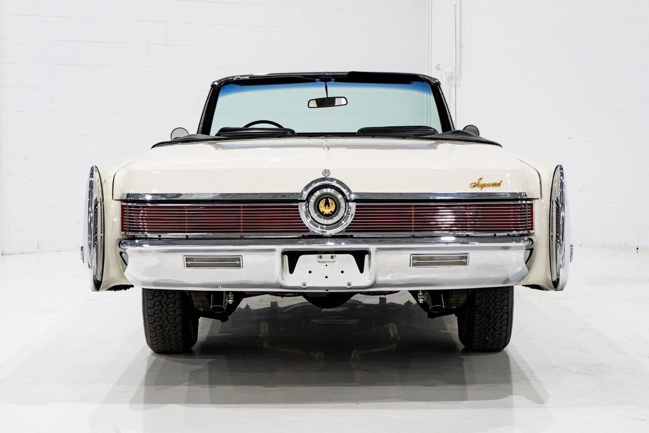 Chrysler IMPERIAL Unrestored with only 31,056 original miles **PRICE IN USD** 1968 Blanc Montréal - photo #42