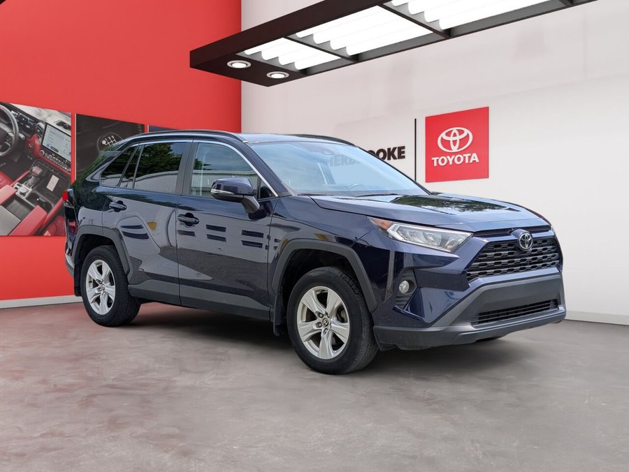 2021 Toyota RAV4 2021 Blue