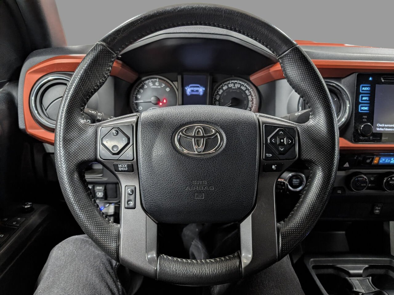 Toyota Tacoma TRD SPORT/SIÈGES CHAUFFANTS/VOLANT CHAUFFANT/AC BIZONE/CAMÉRA DE RECUL/ 2017 Orange Sherbrooke - photo #12