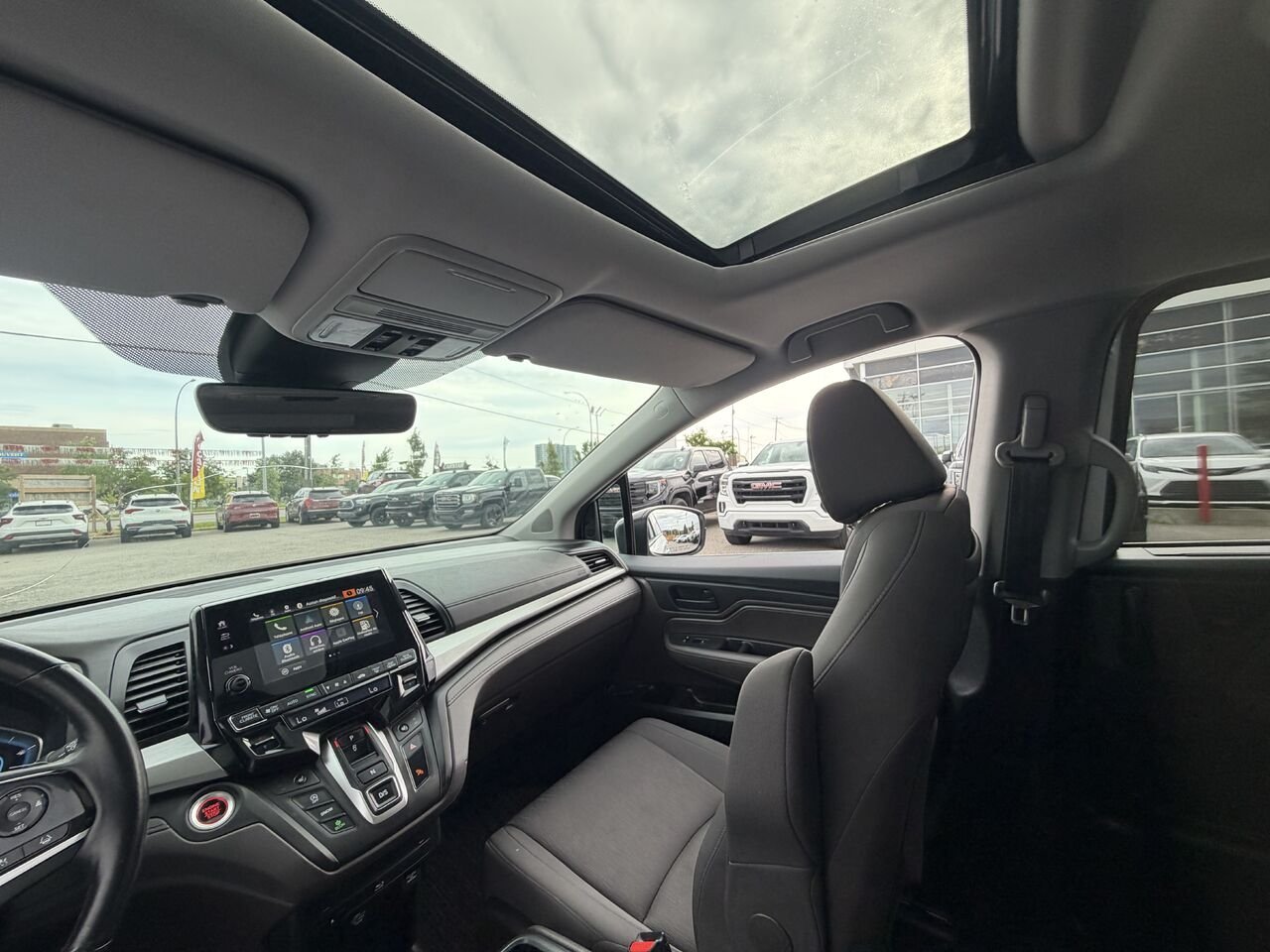 2023 HONDA ODYSSEY EX EX BA White Ottawa & Gatineau - photo #9