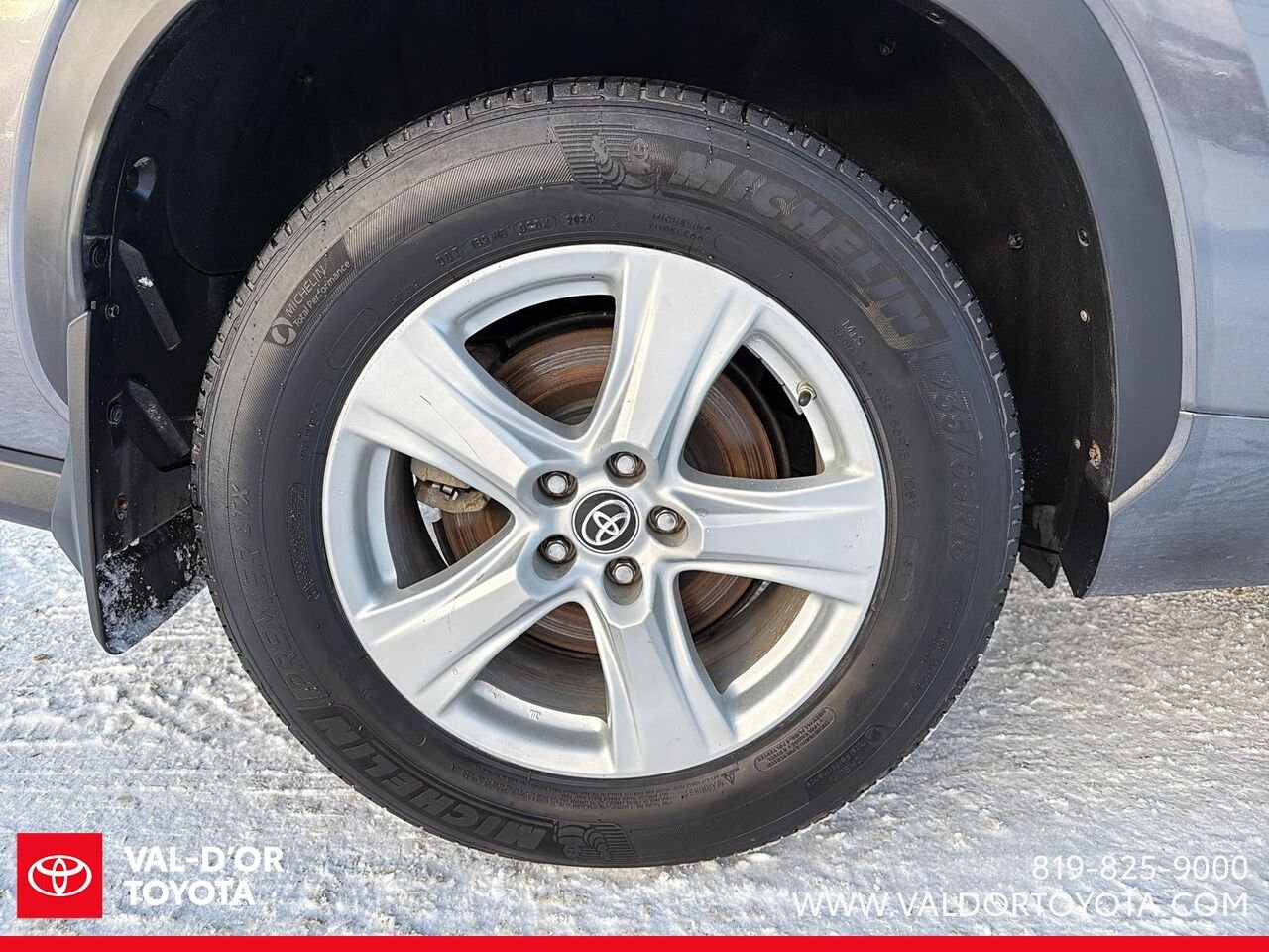 Toyota Highlander LE AWD LE AWD 2024 Gris Val-d'Or - photo #5