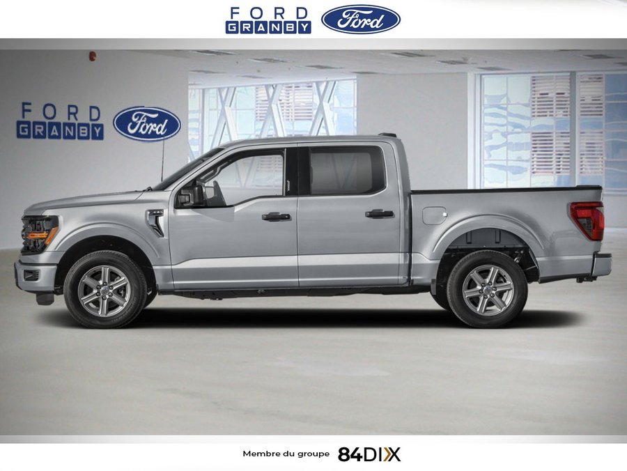Ford F-150 XLT cabine SuperCrew 4RM caisse de 5,5 pi 2026 Argent emblématique métallisé