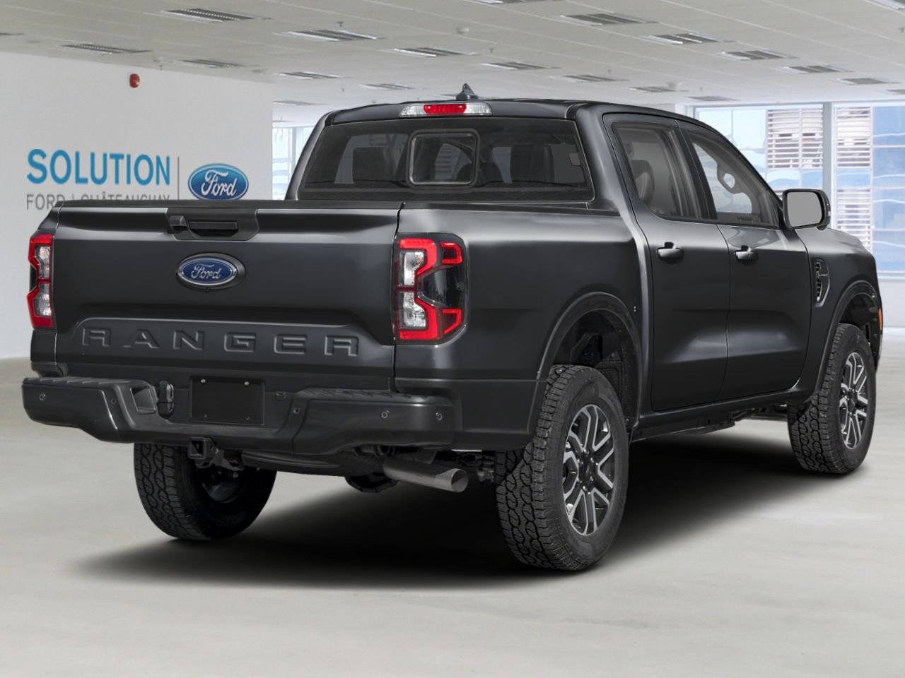 Ford Ranger LARIAT CABINE SUPERCREW 4RM CAISSE DE 5 PI 2026 Noir ombre Châteauguay - photo #1