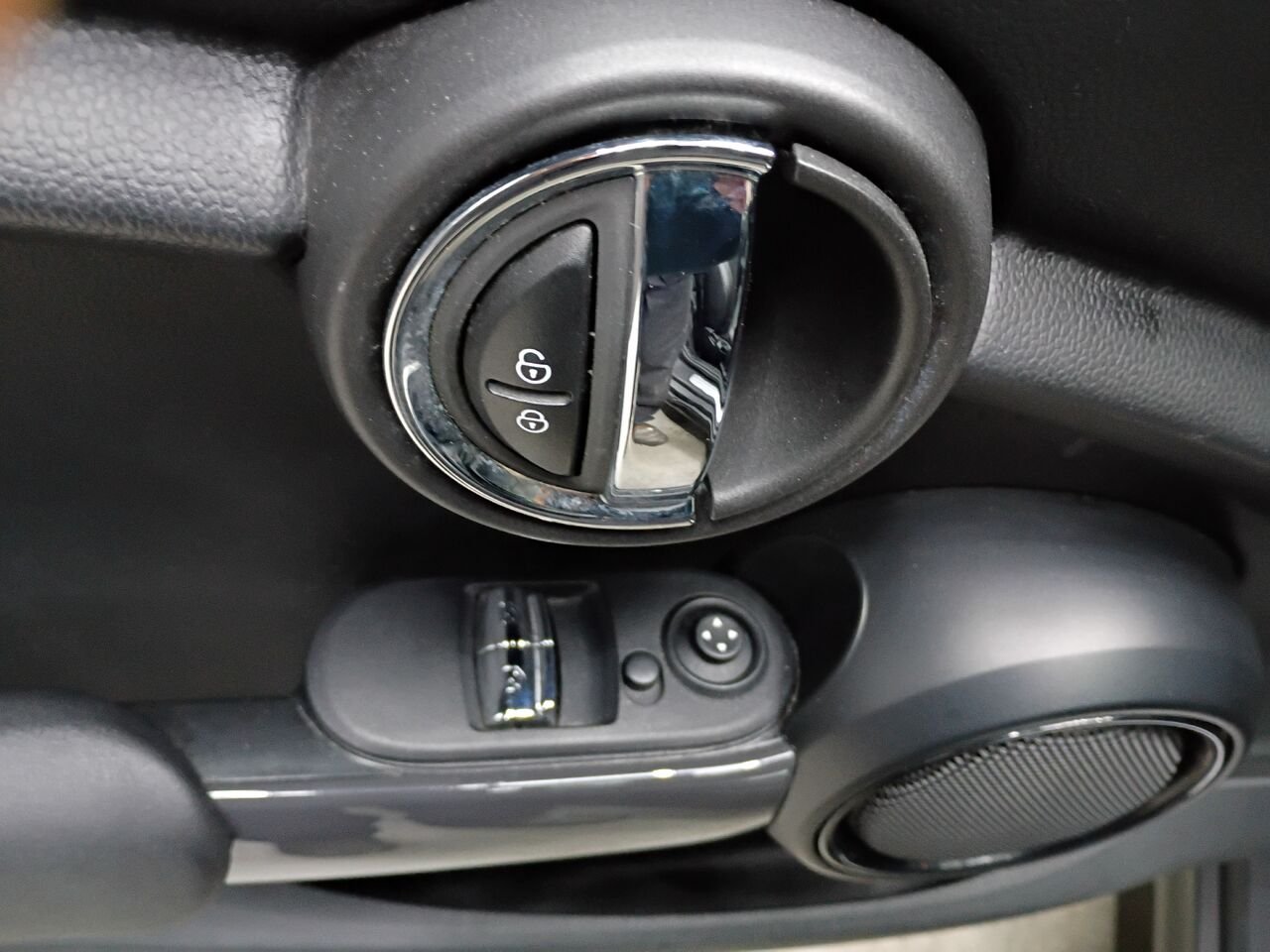 2019 MINI 3 portes Black Blainville - photo #17