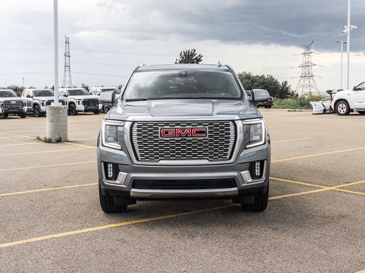 2022 GMC Yukon XL 4WD 4dr Denali Grey Sherwood Park - photo #2