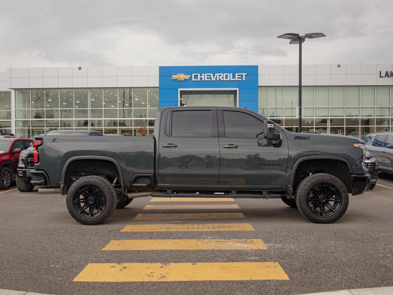 2025 Chevrolet Silverado 3500HD 4WD Crew Cab 159 LTZ Grey Sherwood Park - photo #12