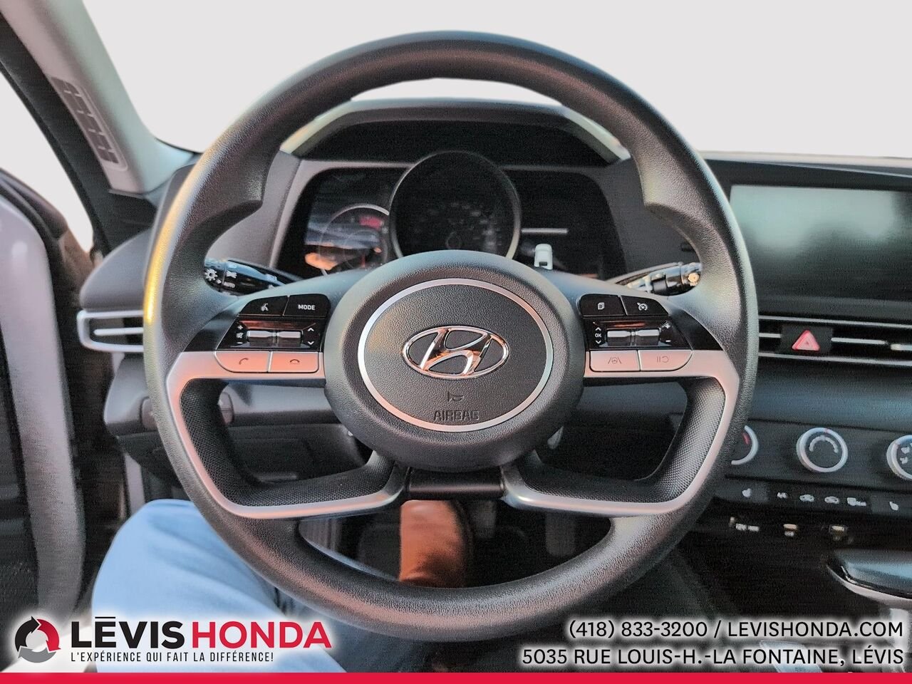 2022 Hyundai Elantra Essential Essential IVT Grey Lévis - photo #20