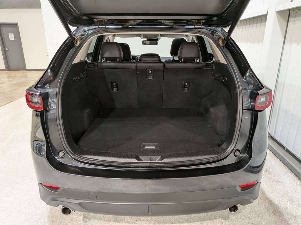 Mazda CX-5 2023 Noir Val-David - photo #8