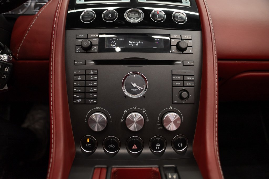 2008 Aston Martin Vantage Silver Montreal - photo #15
