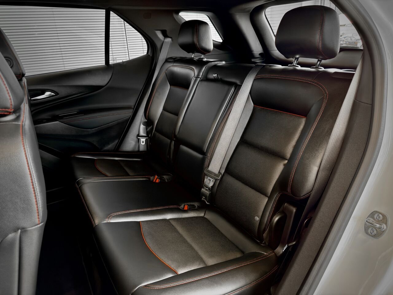Chevrolet Equinox 2024 Blanc Notre-Dame-des-Prairies - photo #19