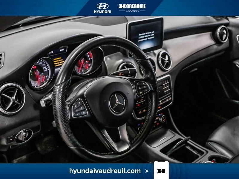 Mercedes Benz GLA 2016 Noir Laval - photo #15