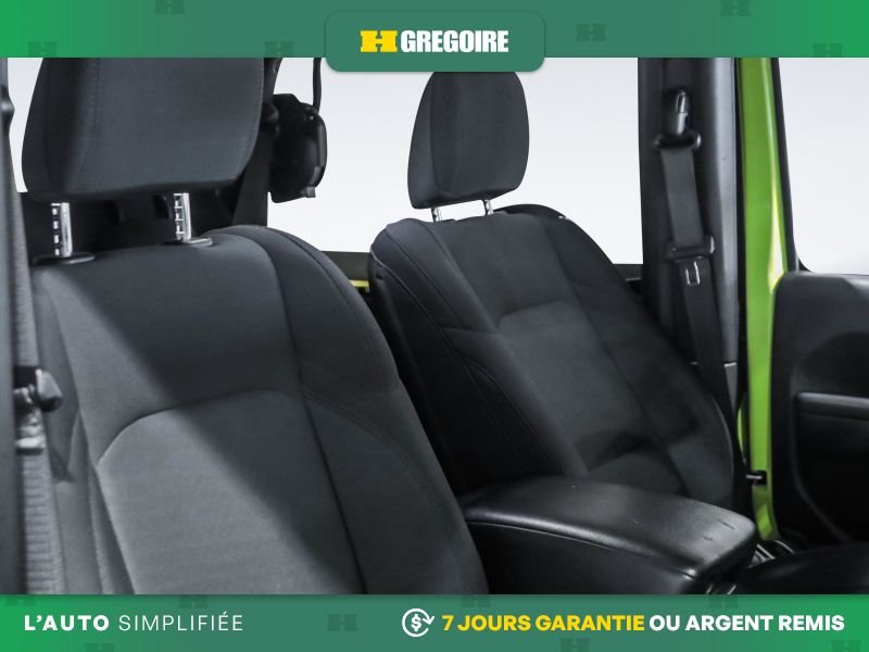2023 Jeep Wrangler Yellow Saint-Eustache - photo #19