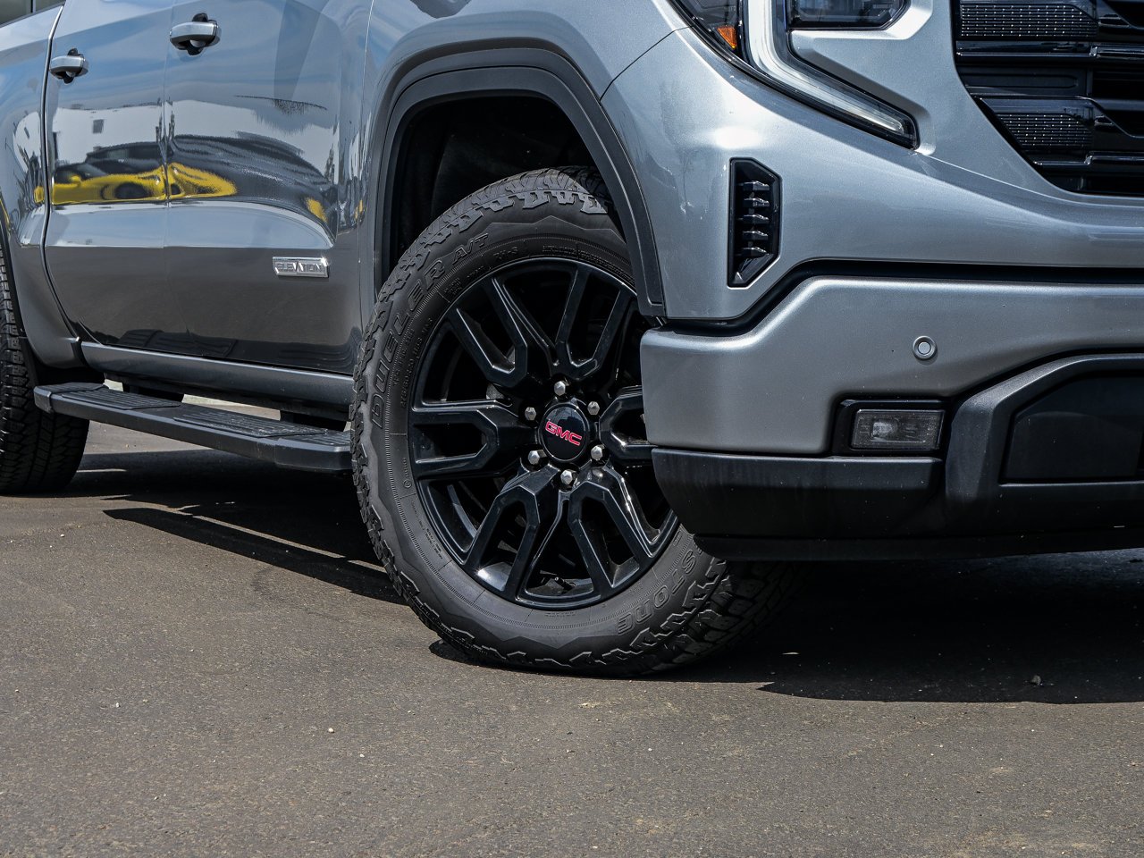 2024 GMC Sierra 1500 4WD Crew Cab 147 Elevation Grey Sherwood Park - photo #5
