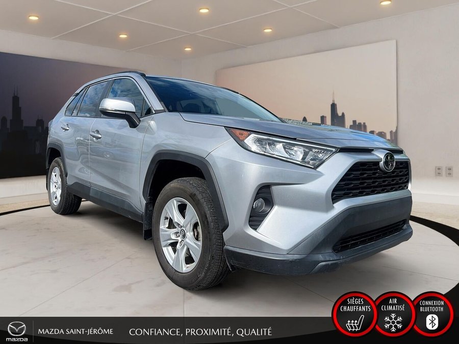Toyota RAV4 XLE | TOIT OUVRANT | AWD | 2020 Argent