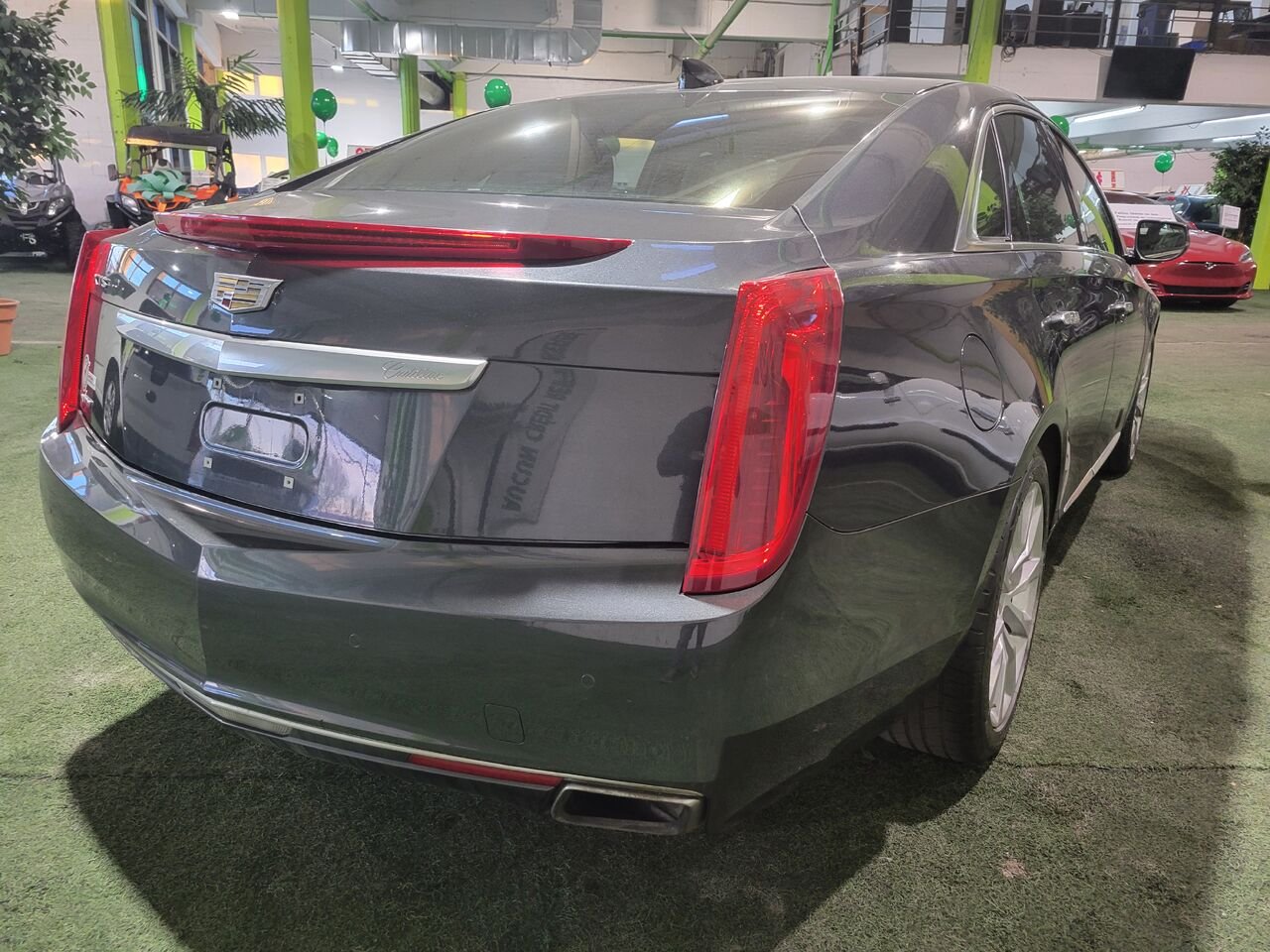 2017 Cadillac XTS Black  - photo #5