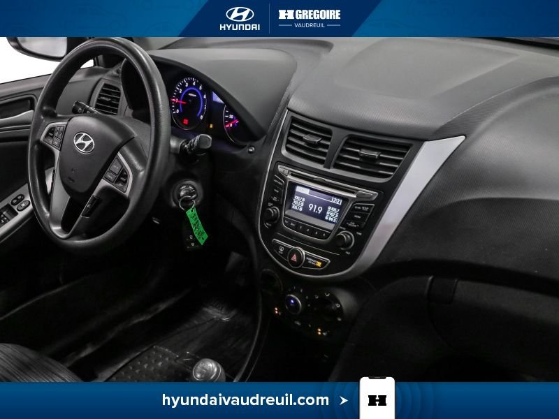 2016 Hyundai Accent Black Laval - photo #27