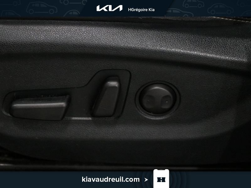 2018 Kia Sportage White Laval - photo #11