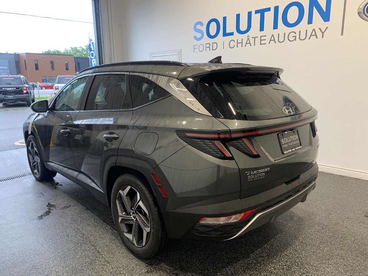 Hyundai Tucson hybride TUCSON LUXURY 2023 Gris Châteauguay - photo #5
