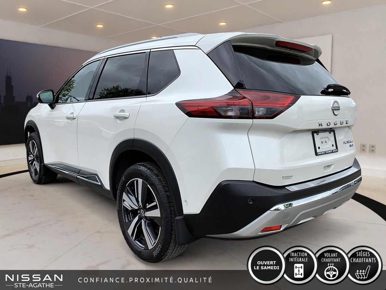 Nissan Rogue Platine | TOIT PANORAMIQUE | CUIR | AWD | CLIM 2 ZONES | 2023 Blanc Saint-Jérôme - photo #4