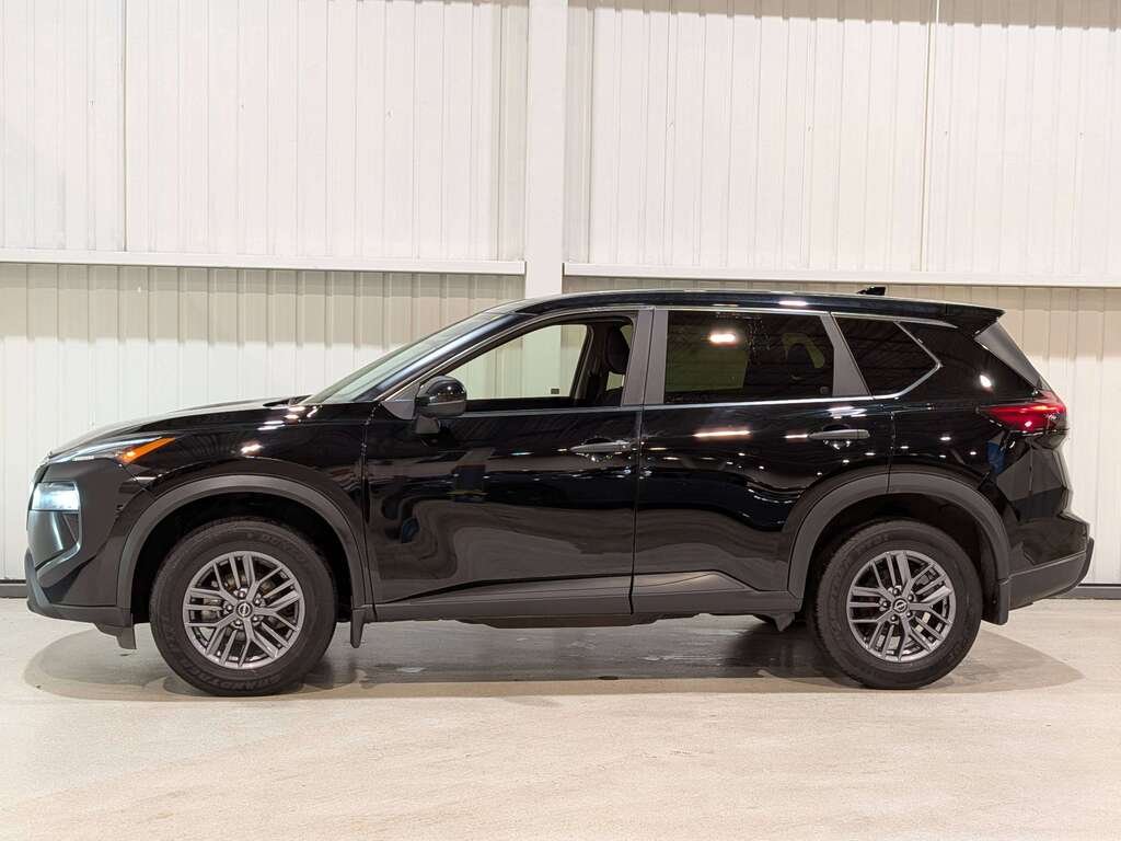 Nissan Rogue AWD S 2024 Noir Val-David - photo #2