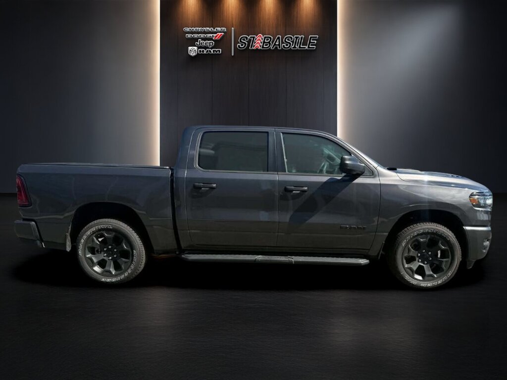 2026 Ram 1500 Grey Saint-Basile-le-Grand - photo #17