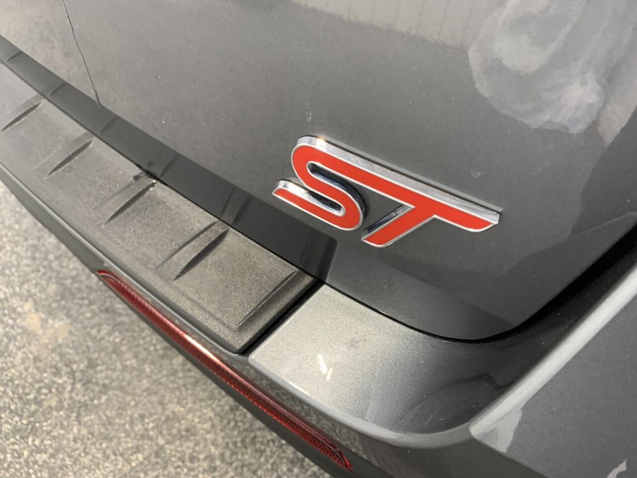 Ford Explorer ST 2024 Gris