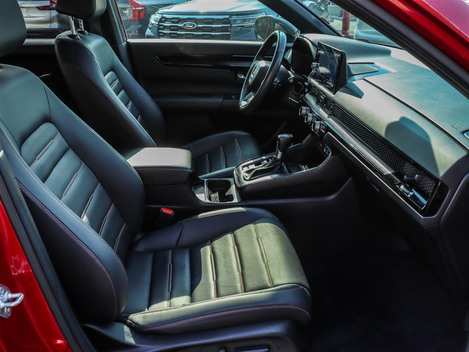 Honda CR-V hybride Touring 2023 Red Ottawa & Gatineau - photo #15