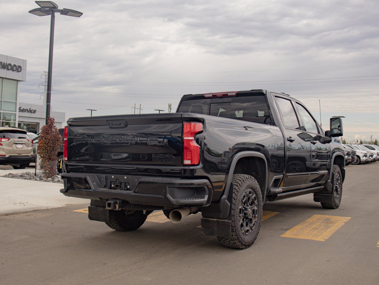 2024 Chevrolet Silverado 3500HD 4WD Crew Cab 159 High Country Black Sherwood Park - photo #9