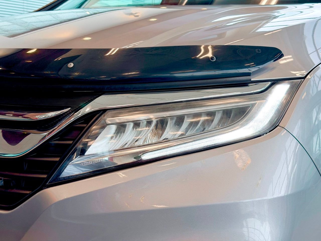 2019 Honda Odyssey Silver Notre-Dame-des-Prairies - photo #16