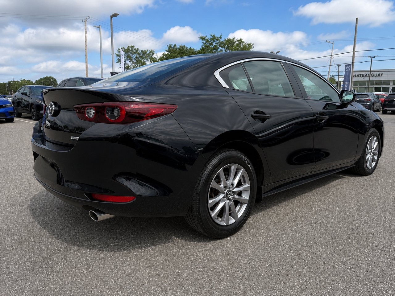 2023 Mazda Mazda3 GS Black Châteauguay - photo #4
