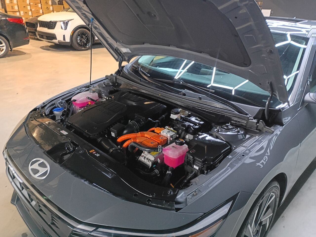 2025 Hyundai Elantra Hybrid Grey Blainville - photo #30