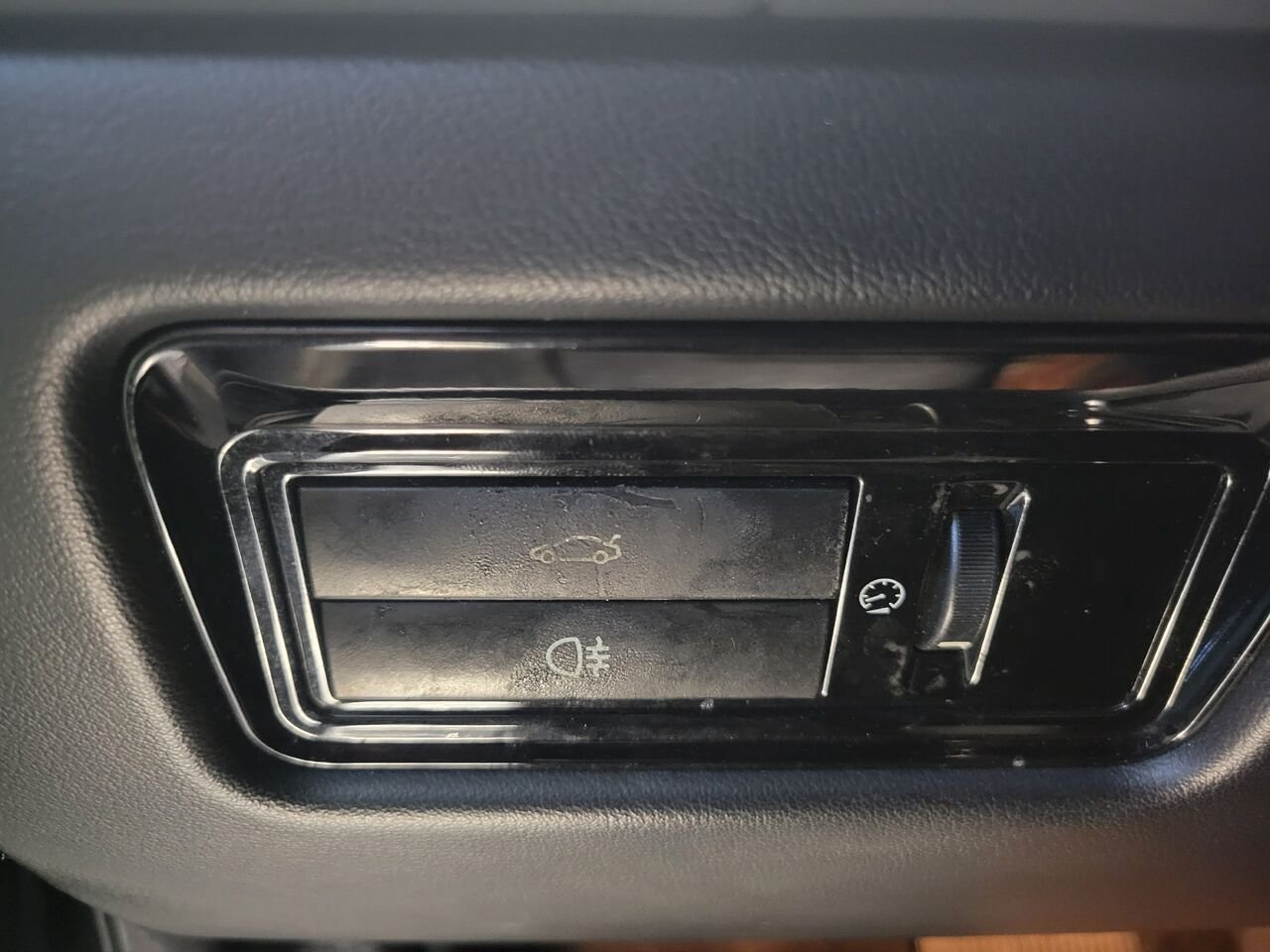 2014 Jaguar XJ Black  - photo #14