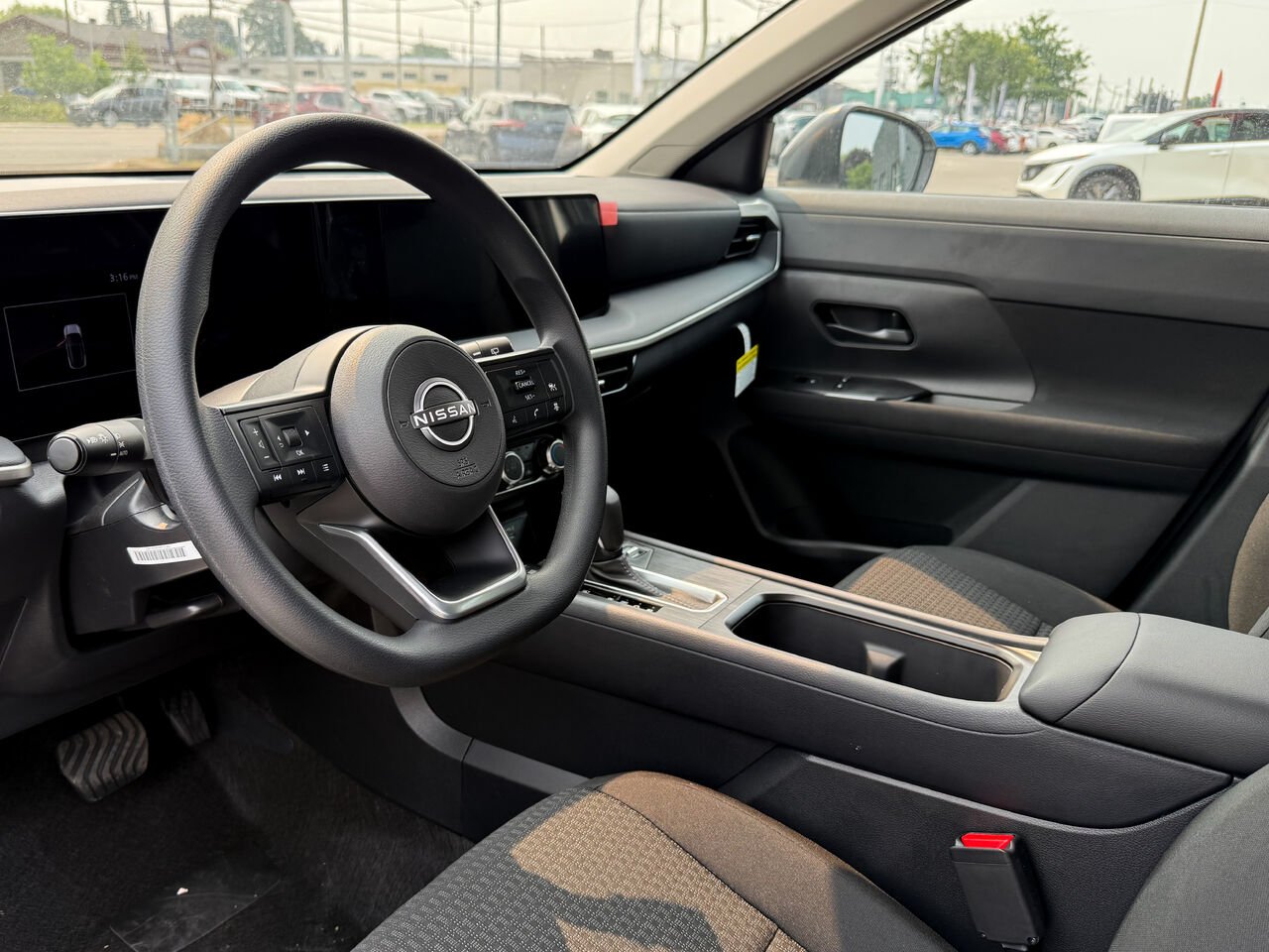 Nissan Kicks KICKS S FWD 2025 Blanc d'Aspen triple couche Châteauguay - photo #11