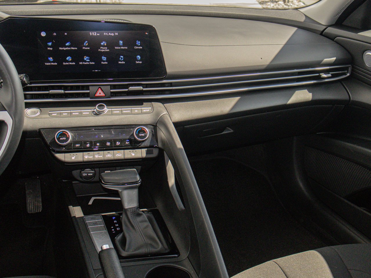 2026 Hyundai Elantra Preferred IVT White Sherwood Park - photo #28