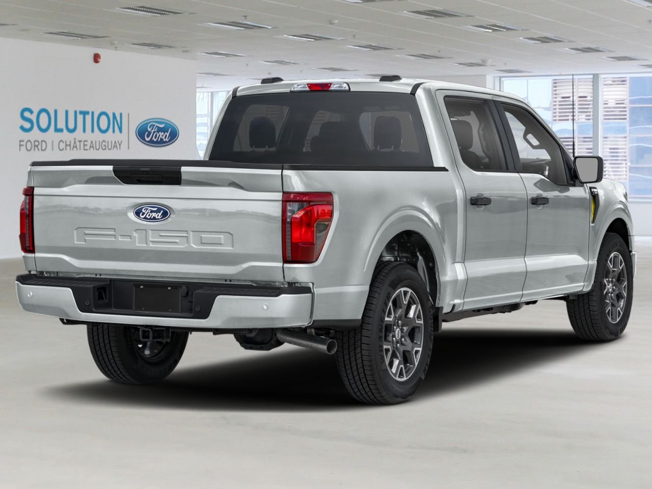 Ford F-150 STX CABINE SUPERCREW 4RM CAISSE DE 5,5 PI 2026 Avalanche Châteauguay - photo #1