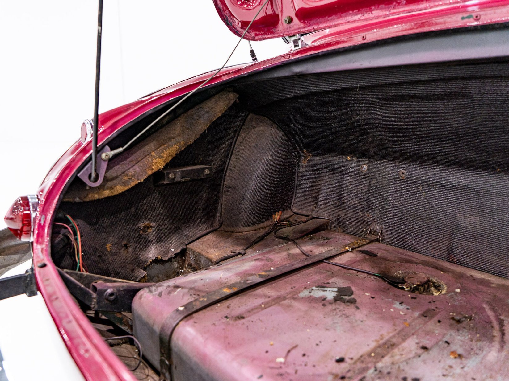 1960 Austin Healey 3000MKIII Project Car **PRIX EN USD** Red Montreal - photo #88