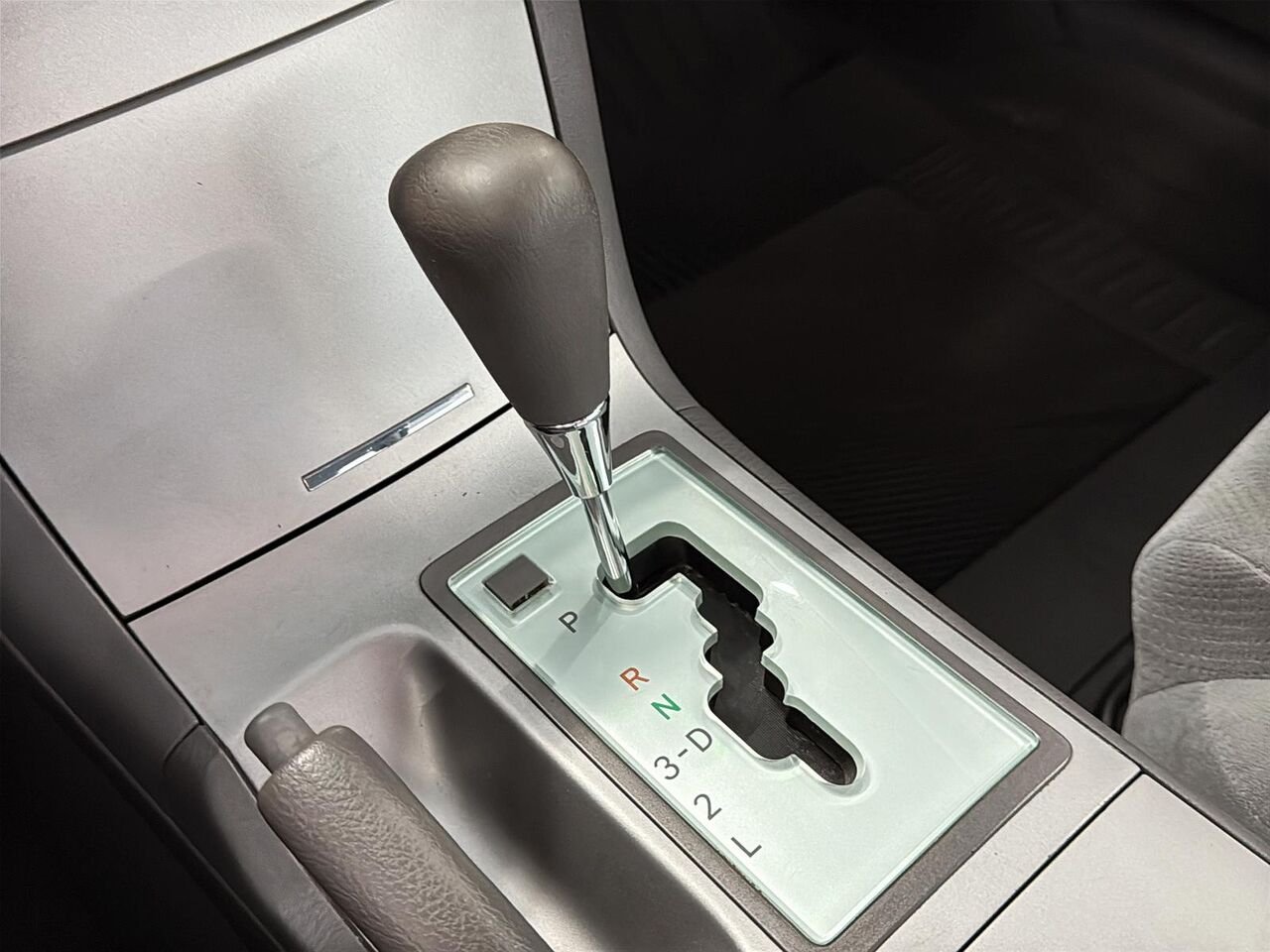 2005 TOYOTA CAMRY SOLARA SE White Saint-Hyacinthe - photo #14