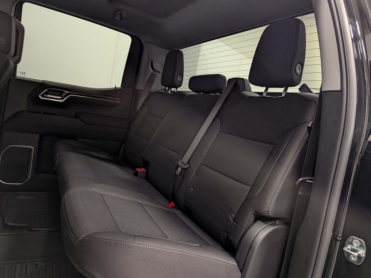 2022 CHEVROLET Silverado 1500 RST 4WD Crew Cab Moteur V8 5.3L 6 Places Black Sherbrooke - photo #10
