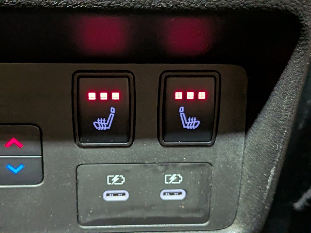 2024 Nissan Rogue AWD Platinum Red Val-David - photo #12