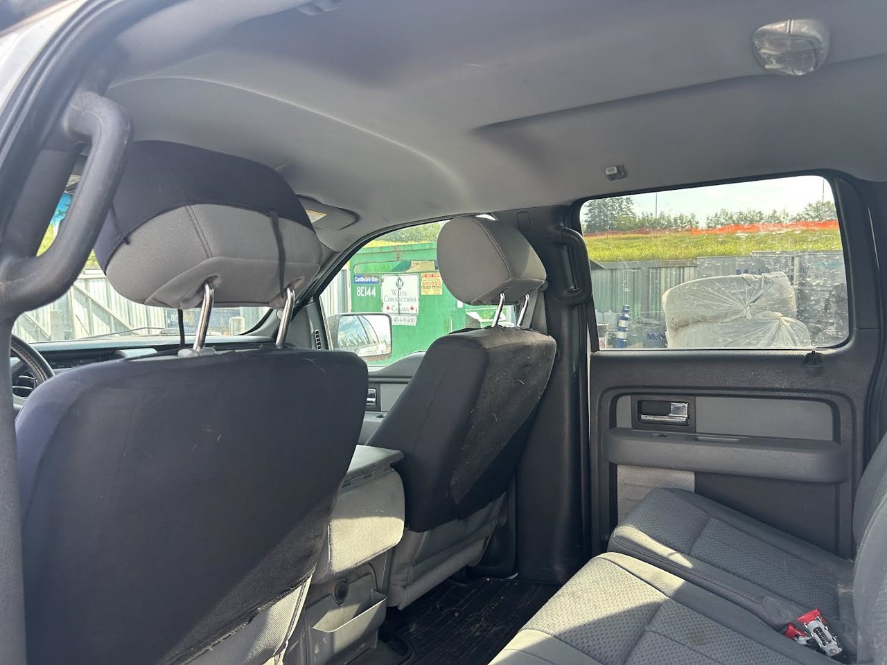 2013 Ford F-150 4WD SuperCrew 145 XLT White Sherwood Park - photo #5