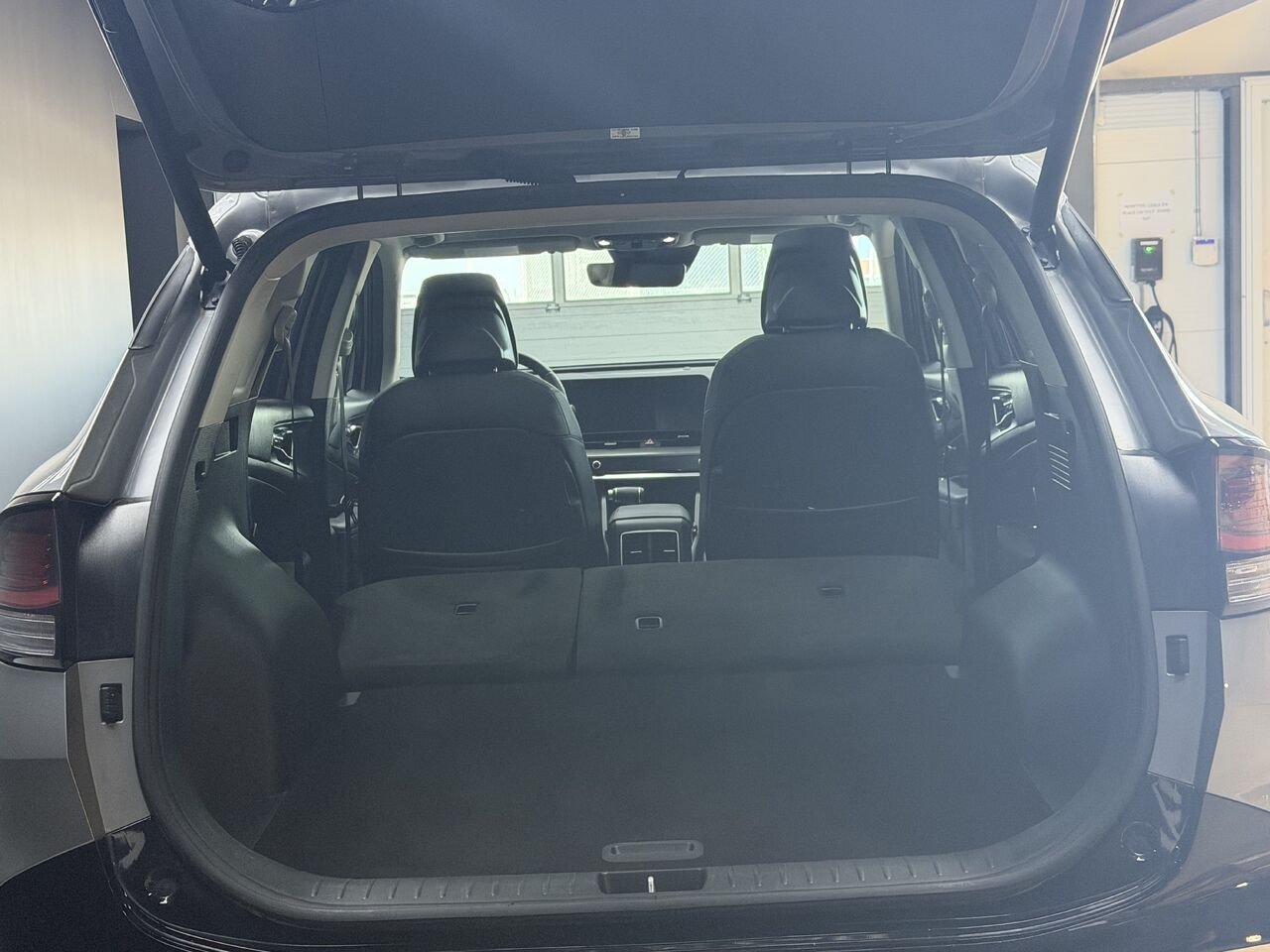2024 Kia Sportage Grey Blainville - photo #14