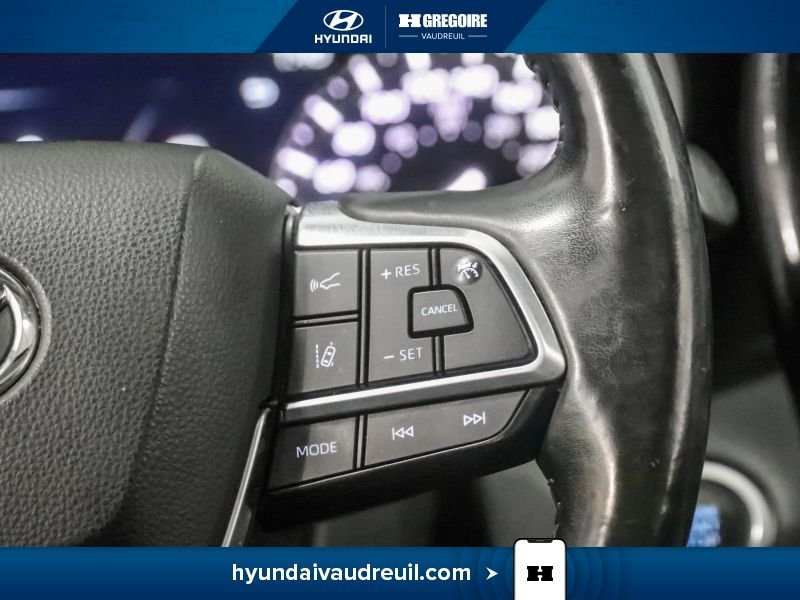 Toyota Highlander 2020 Argent Laval - photo #24